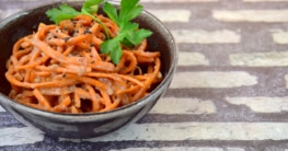 Karottensalat mit Oregano